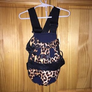 Daba doo dog carrier